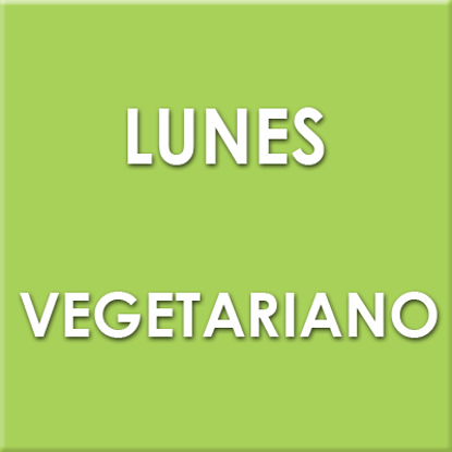 Imagen de Berenjenas capresse + ensalada de hojas verdes, remolacha, huevo y zanahoria